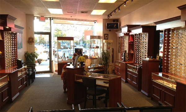 Vision World Bay Shore | Vision Therapy, Macular Degeneration and Glaucoma Management