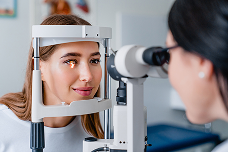 Vision World Bay Shore | Cataracts, Macular Degeneration and Glaucoma Management
